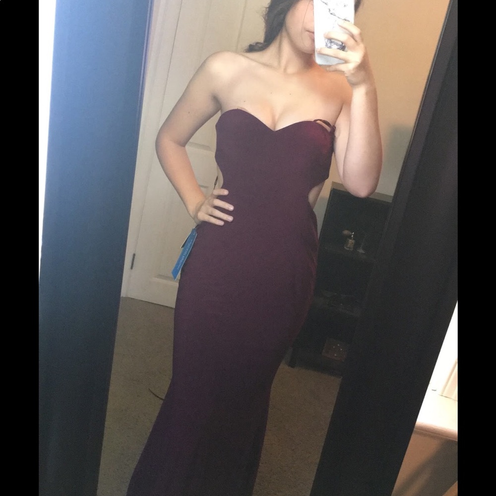maroon prom dress